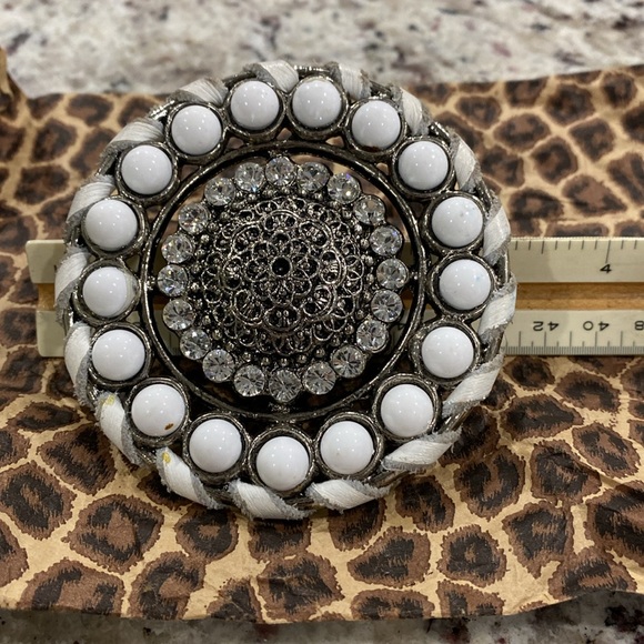 Handcrafted Rhinestone Belt Buckle - Picture 2 of 4